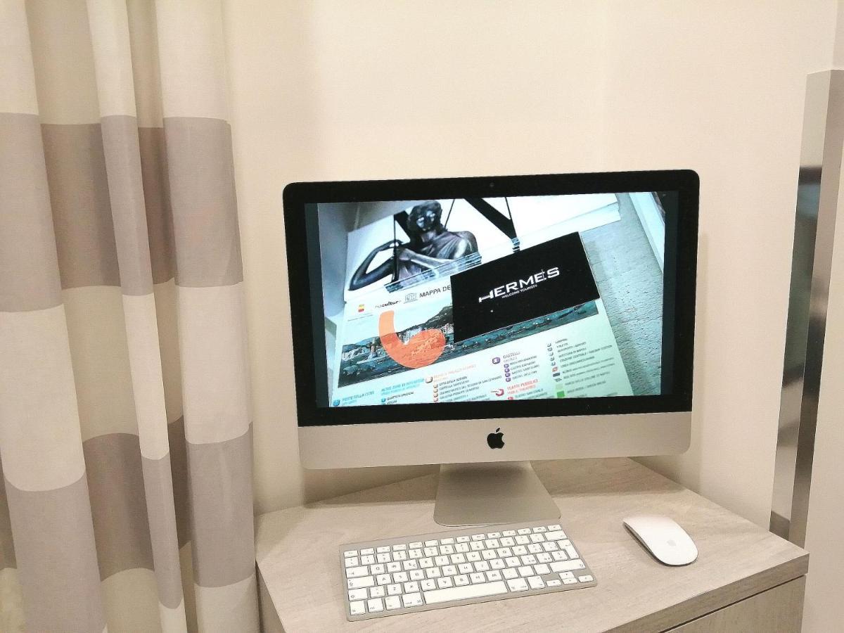 Hermes Rooms For Tourists เนเปิลส์ ภายนอก รูปภาพ