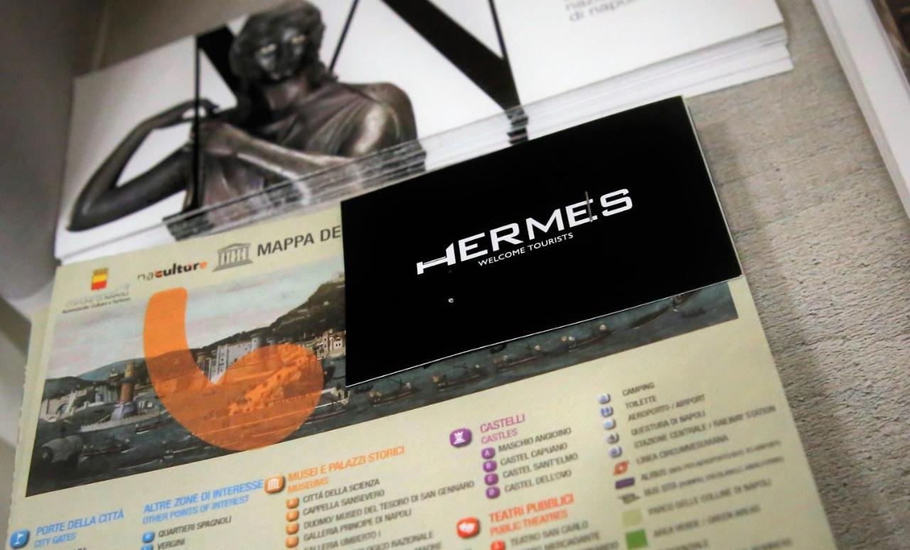 Hermes Rooms For Tourists เนเปิลส์ ภายนอก รูปภาพ