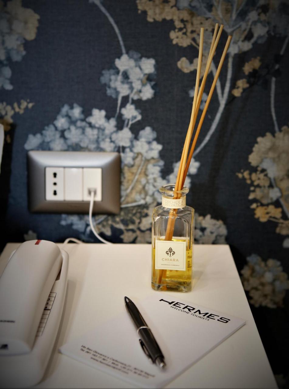 Hermes Rooms For Tourists เนเปิลส์ ภายนอก รูปภาพ