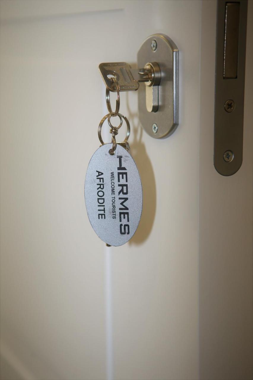 Hermes Rooms For Tourists เนเปิลส์ ภายนอก รูปภาพ